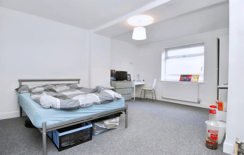 Quaker Lane Flat 3, Peverell, Plymouth - Image 1